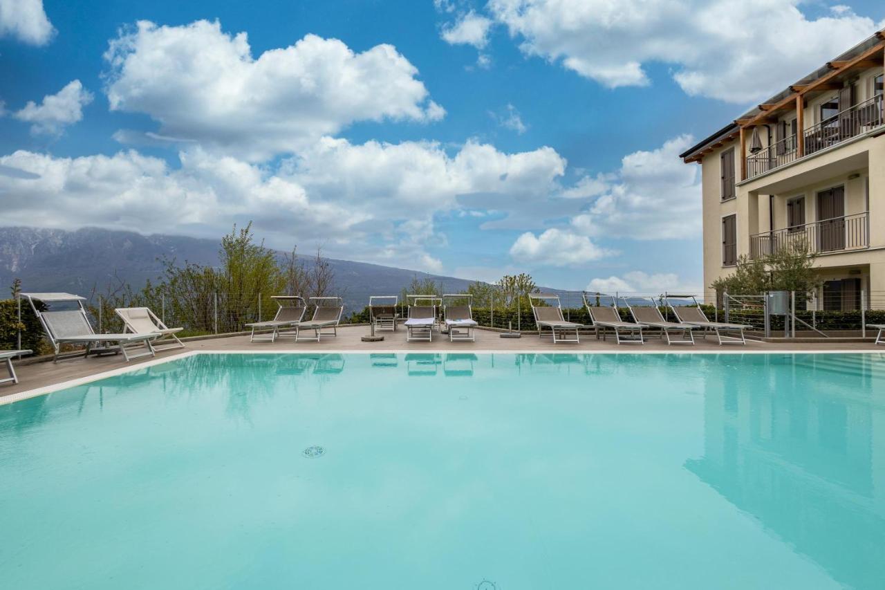 Residence La Villa Cuore Tignale Exterior photo